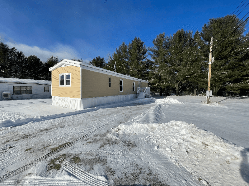 Millinocket House: 120 First st