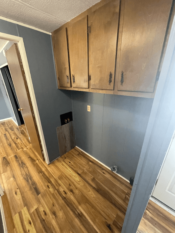 Millinocket House: 120 First st