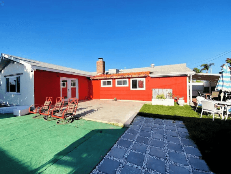Cypress Single Room: 8871 Belmont St
