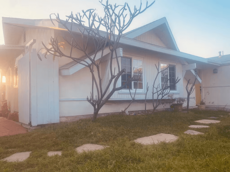 Cypress Single Room: 8871 Belmont St