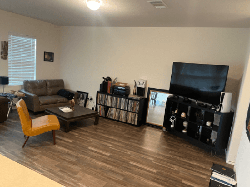 Austin House: 6317 Graymont Dr