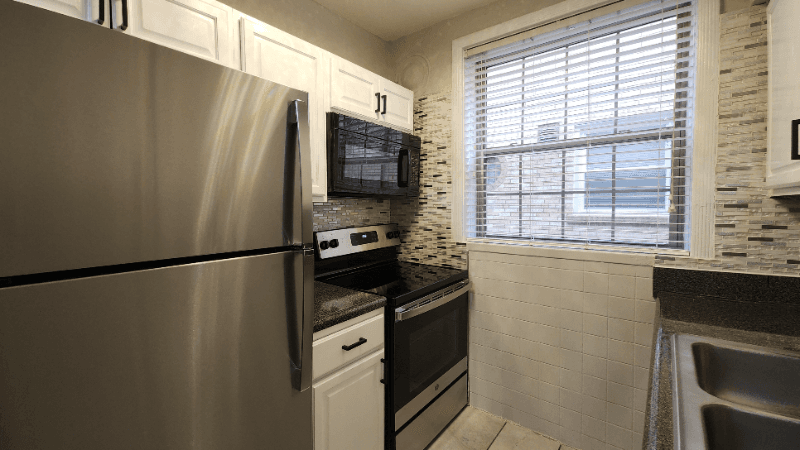 Saint Louis Apartment: 6304 Bancroft Ave