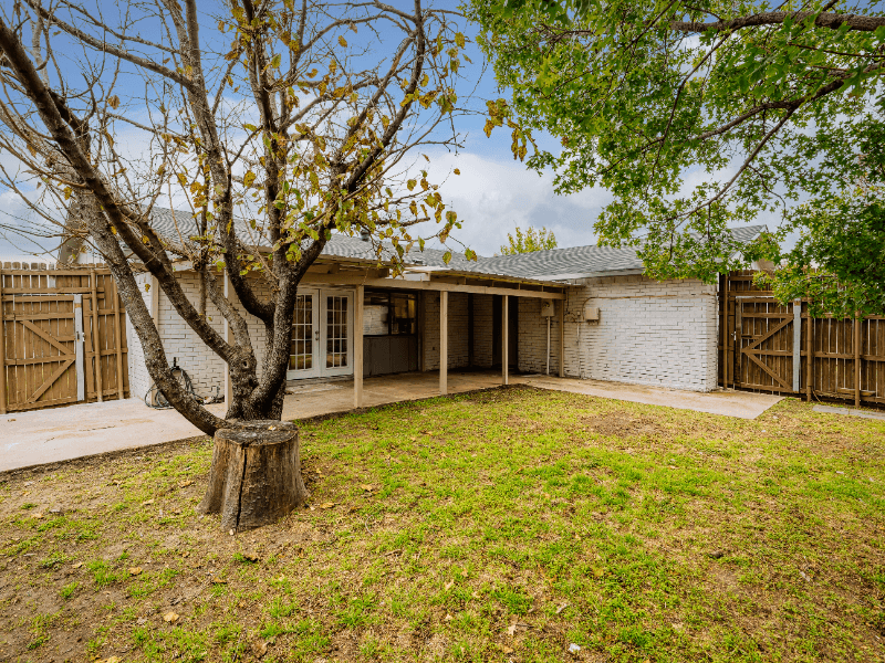 Carrollton House: 2235 E Peters Colony Rd
