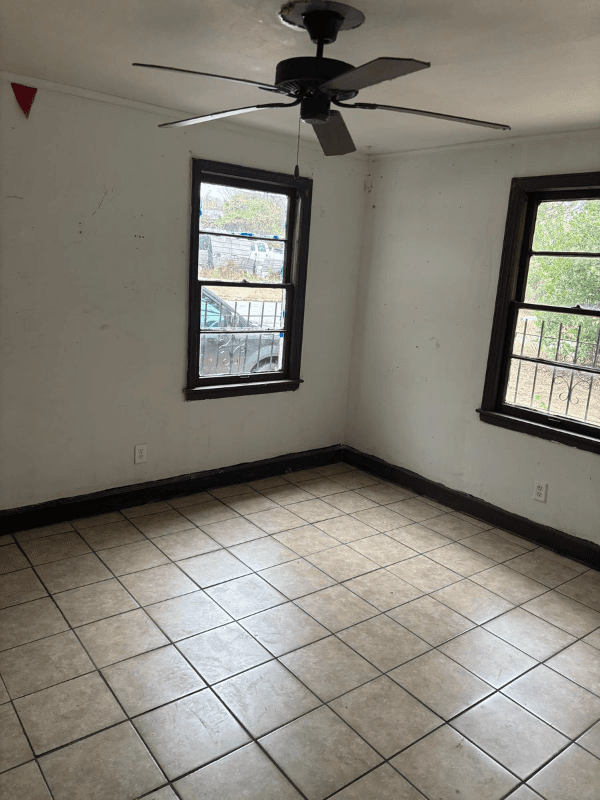 Macon House: 605 Indian Circle