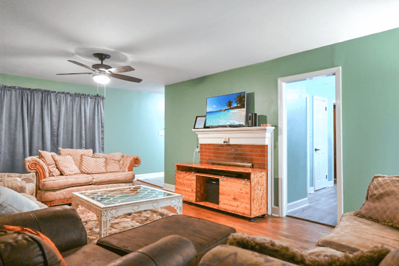 NEW BERN House: 916 Bern Str