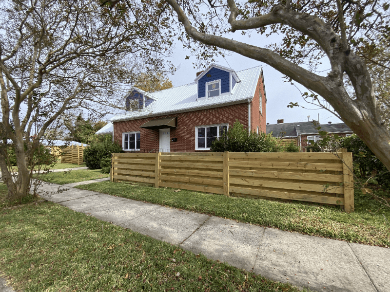NEW BERN House: 916 Bern Str
