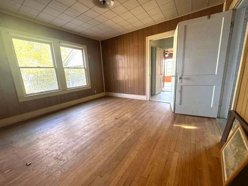 San Angelo House: 2309 Houston St