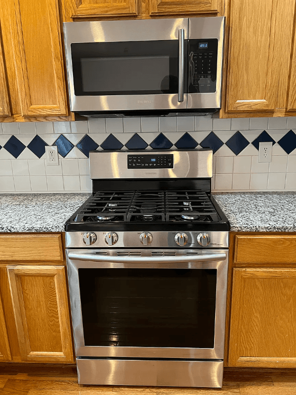 Centreville Townhome: 6413 McCoy Road