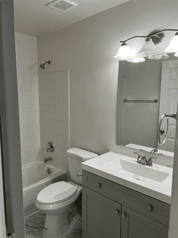 Centreville Townhome: 6413 McCoy Road