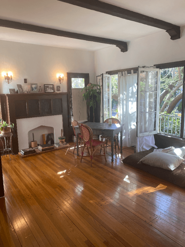 Los Angeles Apartment: 414 N Sycamore Ave