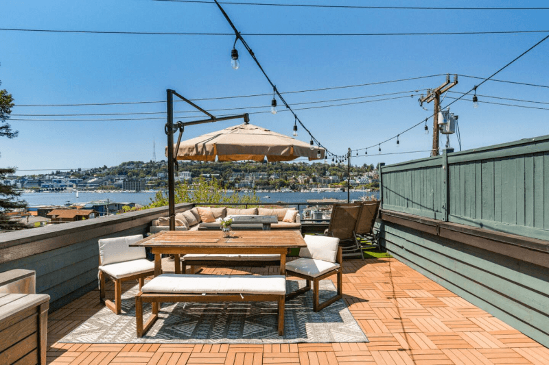 Seattle House: 2026 Fairview Ave E