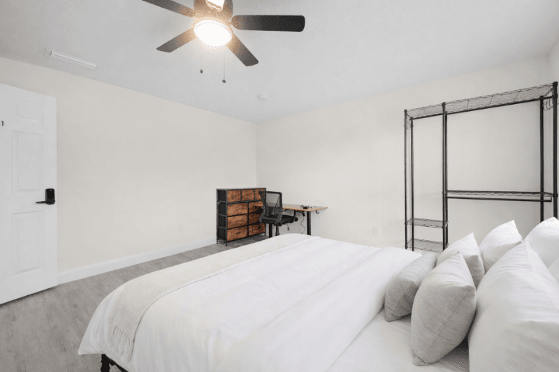 Fort Myers Single Room: 2225 Aldridge Ave