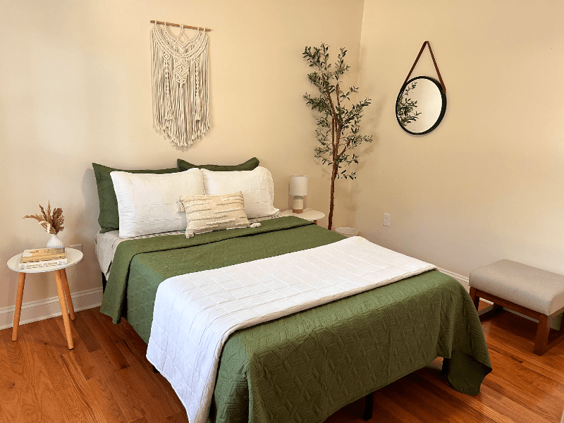 Columbus House: 2628 Hiawatha St