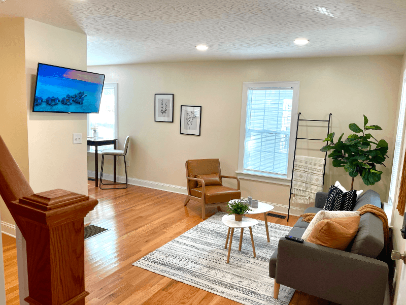 Columbus House: 2628 Hiawatha St