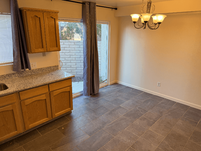 Yuma Townhome: 2803 S 1st Ave