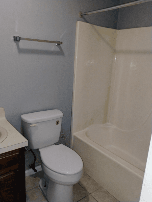 BATON ROUGE Multiplex: 14140 Azalea park Ave Apt C