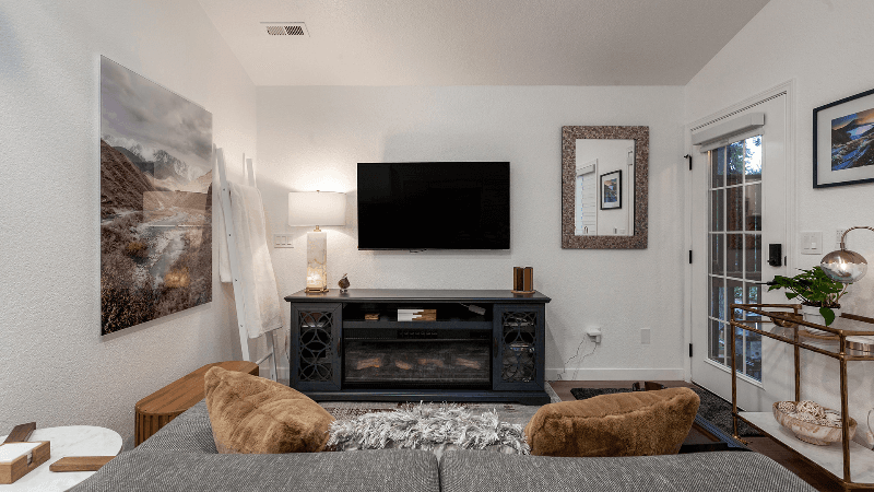 Beaverton Townhome: 15270 SW Springdale Ct