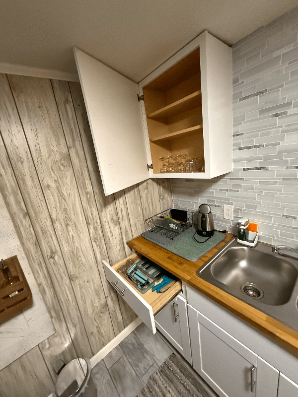 Arlington Apartment: 1504 N. F