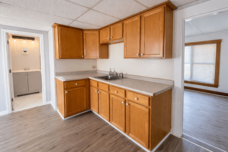 Farmington Apartment: 510 Main st