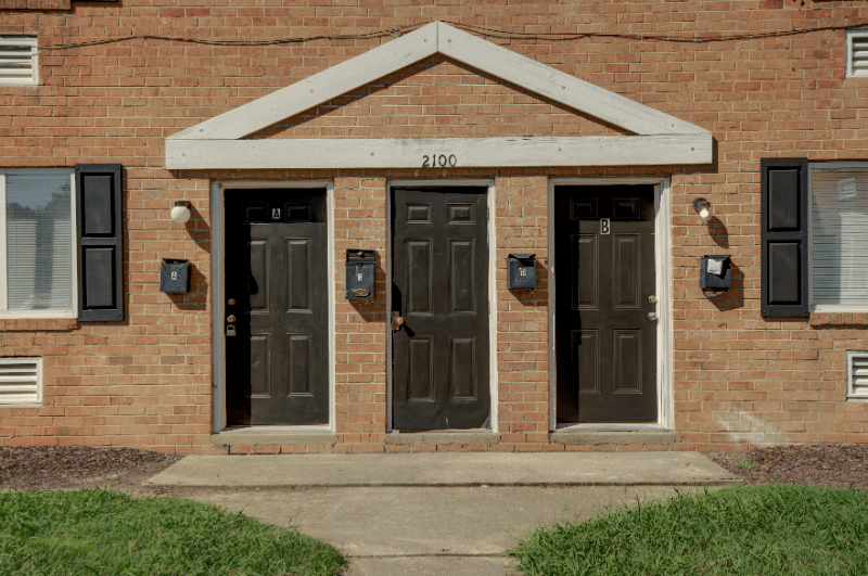 Richmond Apartment: 2104 Phaup St