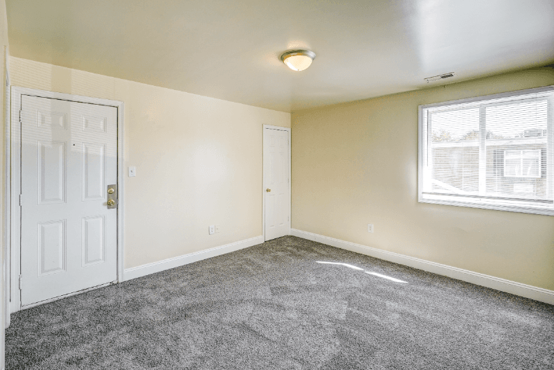 Richmond Apartment: 2104 Phaup St