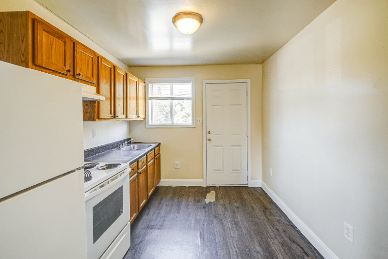 Richmond Apartment: 2104 Phaup St