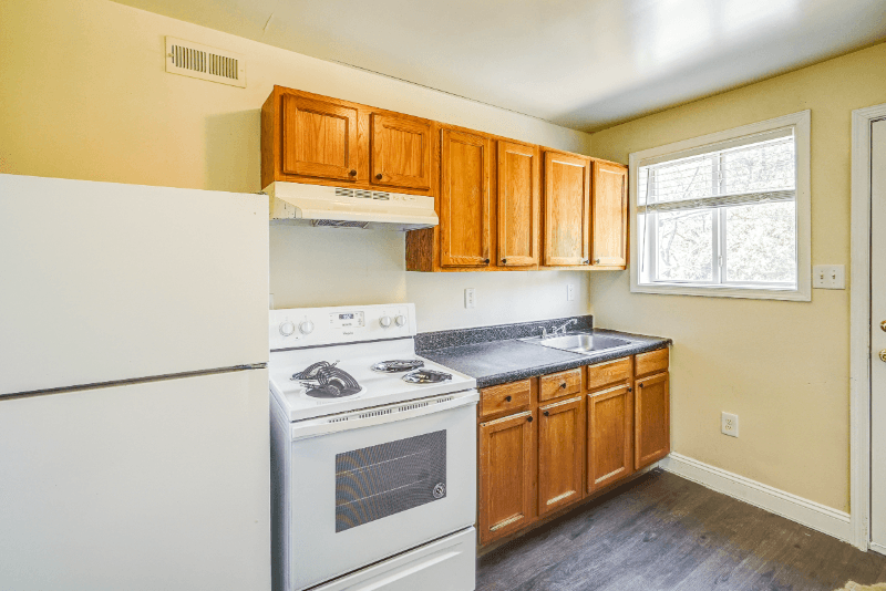 Richmond Apartment: 2104 Phaup St