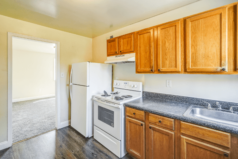 Richmond Apartment: 2104 Phaup St