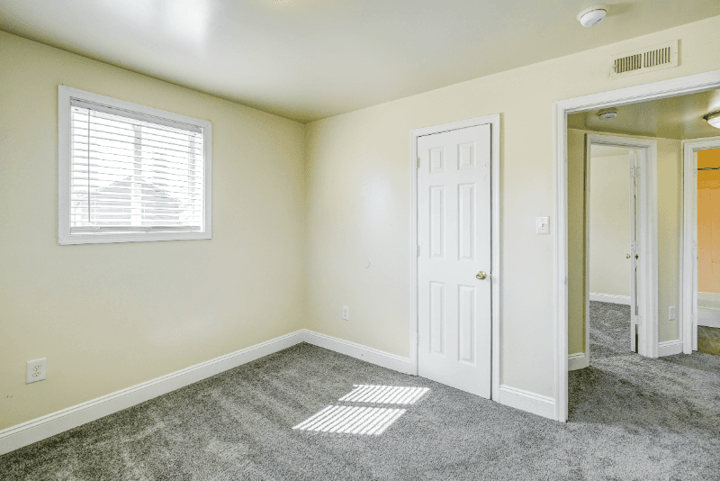 Richmond Apartment: 2104 Phaup St