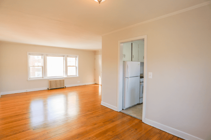 Evanston Apartment: 1217 Harvard Terrace