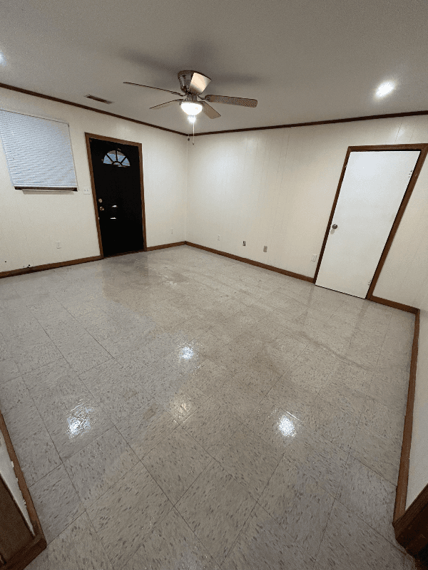 Macon House: 2867 New Clinton Rd