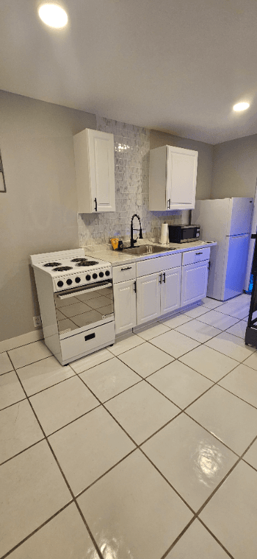 Riviera beach House: 1448 w 31st