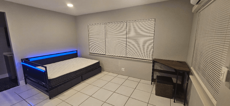 Riviera beach House: 1448 w 31st