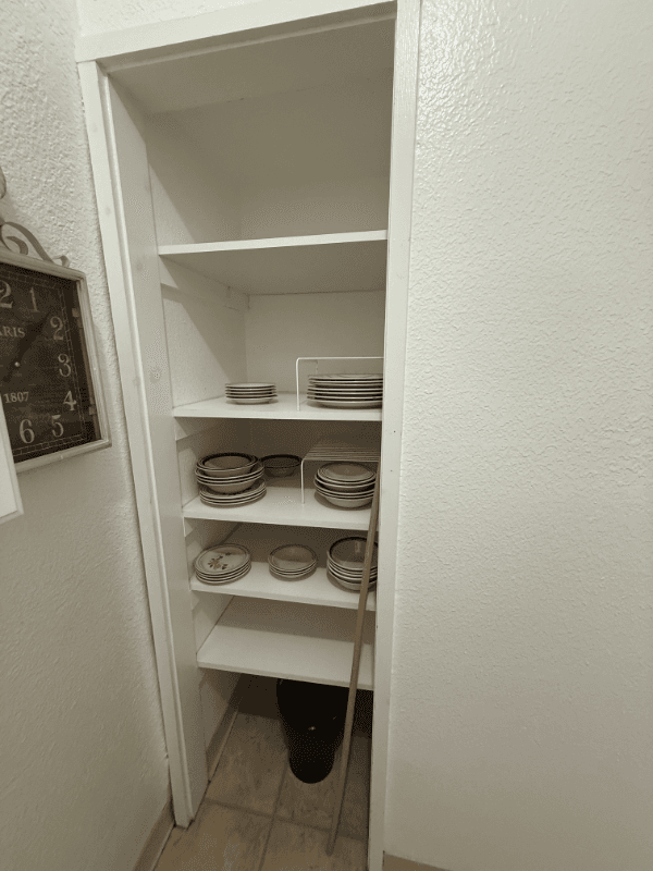 Auburn Apartment: 192 Lubeck Rd
