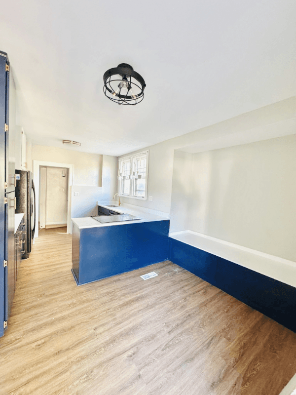 Wheaton House: 323 East Jefferson Avenue