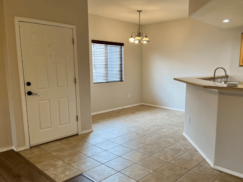Albuquerque Condo: 6800 Vista Del Norte Rd NE