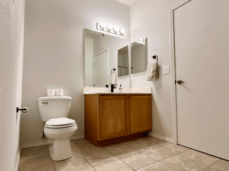 Albuquerque Condo: 6800 Vista Del Norte Rd NE
