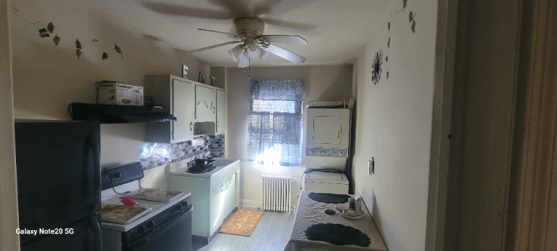 Baltimore Apartment: 0000 Linwood Ave