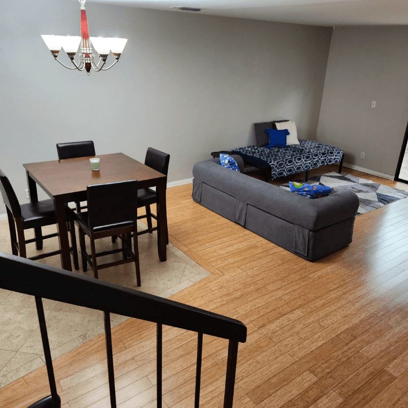 Mar Vista Los Angeles Townhome: 4365 Mclaughlin AVe