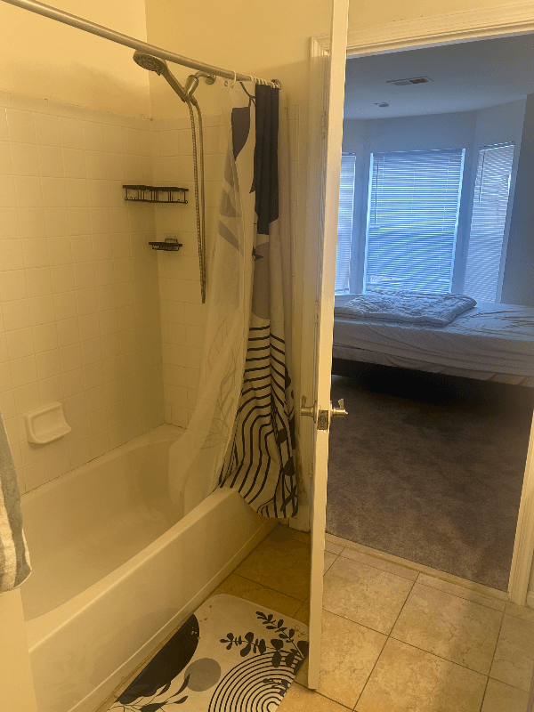 Germantown Single Room: 18705 Sparkling Water Dr