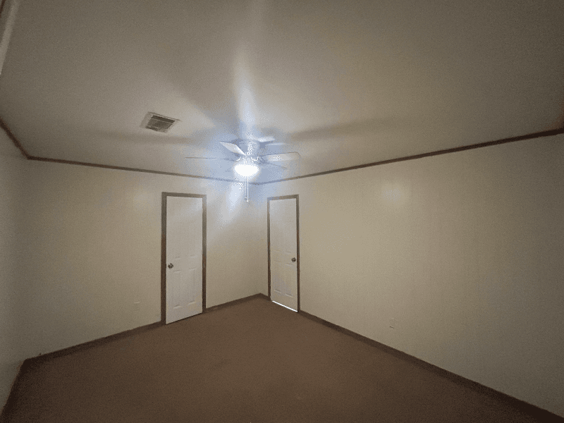 Macon House: 2867 New Clinton Rd