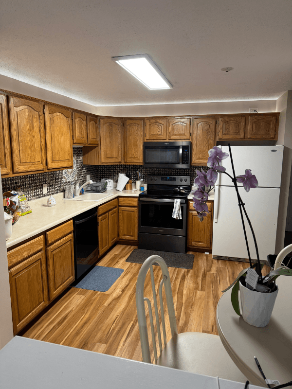 Laconia Condo: 130 Endicott St N