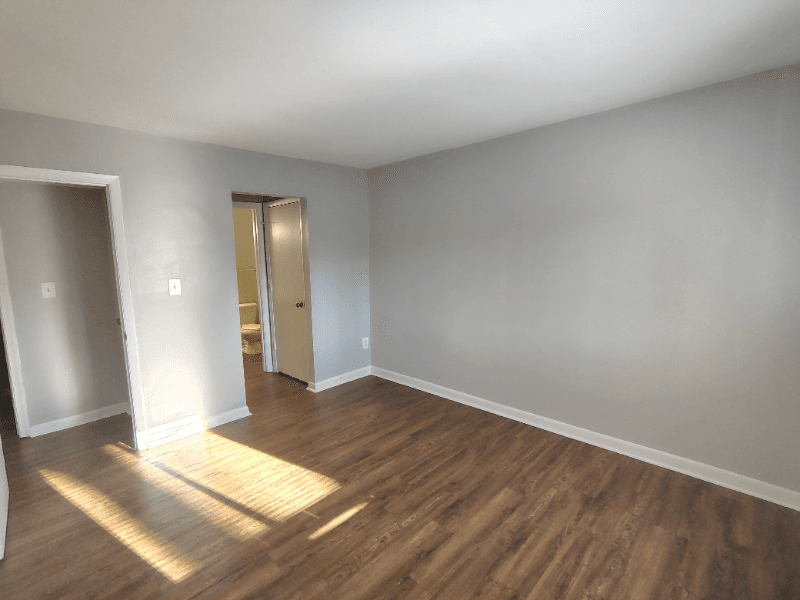 Lynchburg Apartment: 600 Reusens Road