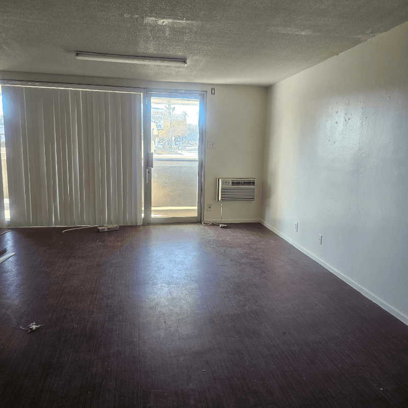 Anaheim Other: 918 W Lincoln Ave