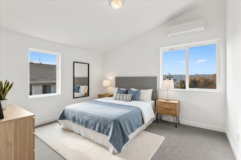 Seattle House: 12672 60th Ave S