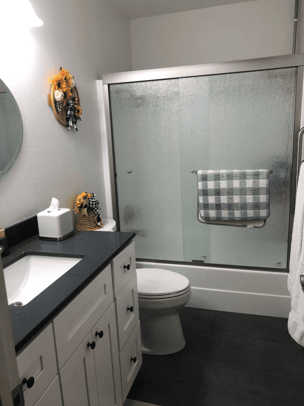 Rohnert Park Single Room: 1191 San Antonio Dr