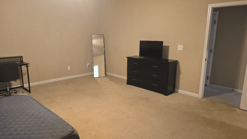 Augusta Single Room: 2797 Huntcliffe Dr