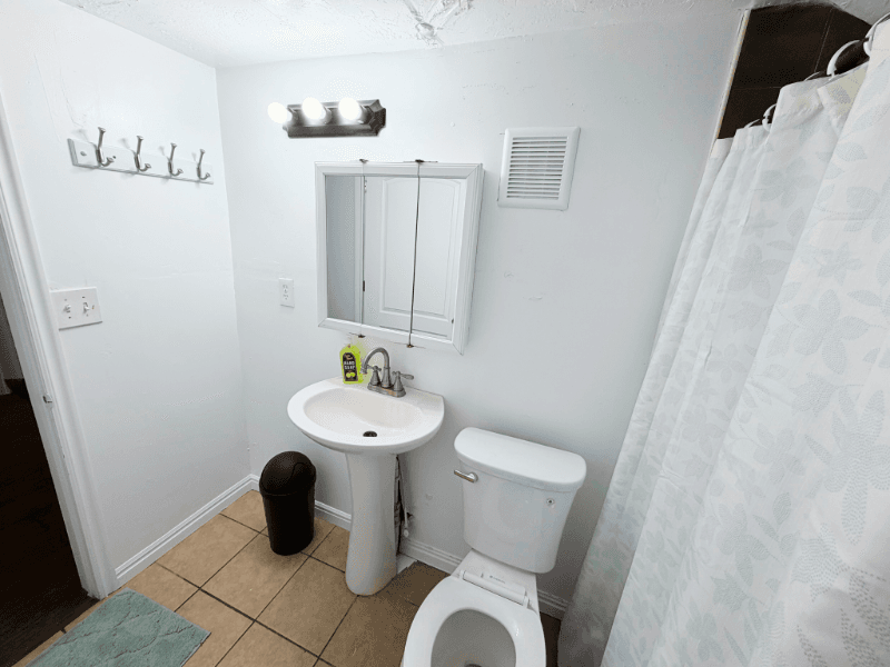 Utah Single Room: 1711 S 1300 E, Salt Lake City