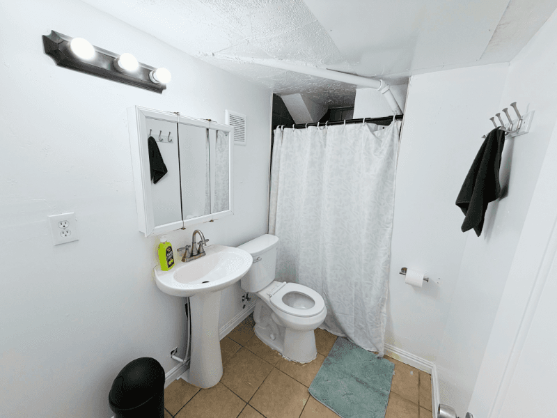 Utah Single Room: 1711 S 1300 E, Salt Lake City