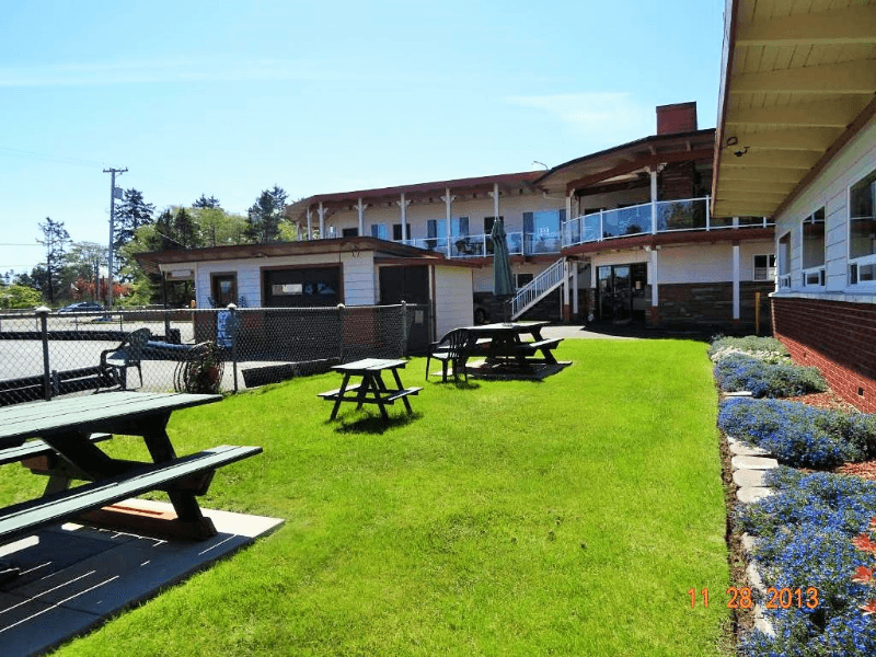 Westport Apartment: 971 N Montesano St